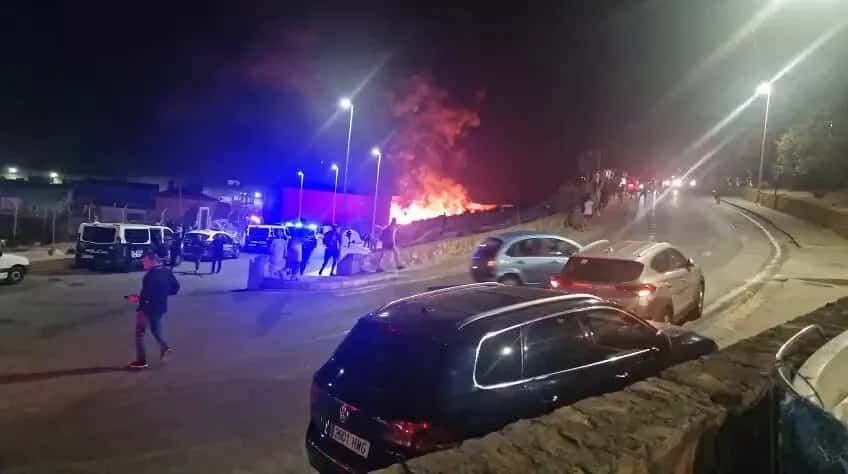 Ночной пожар в Сеуте