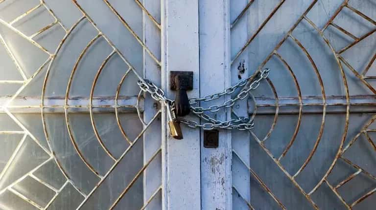 Окупасы в Испании: мифы, реальность и как себя защитить