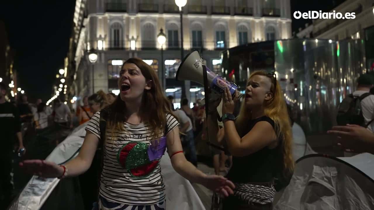 Выселение пенсионерки вызвало протесты в Мадриде: люди выступают за доступное жилье