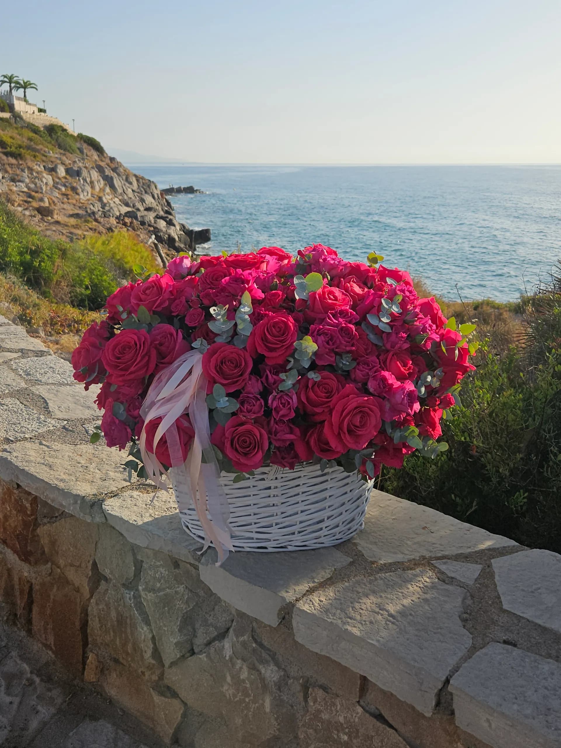 Florist & Decorator 