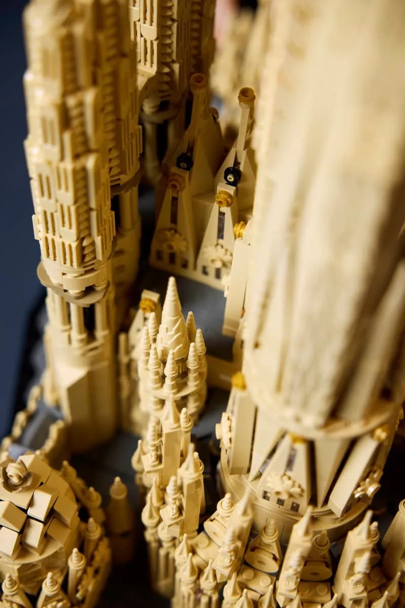Саграда Фамилия LEGO
