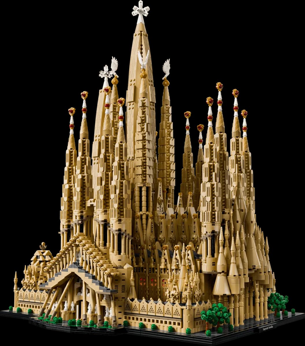 Саграда Фамилия LEGO