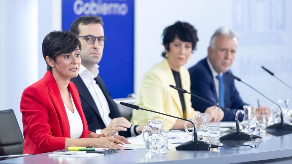 Изабель Родригес, министр жилищного строительства Испании