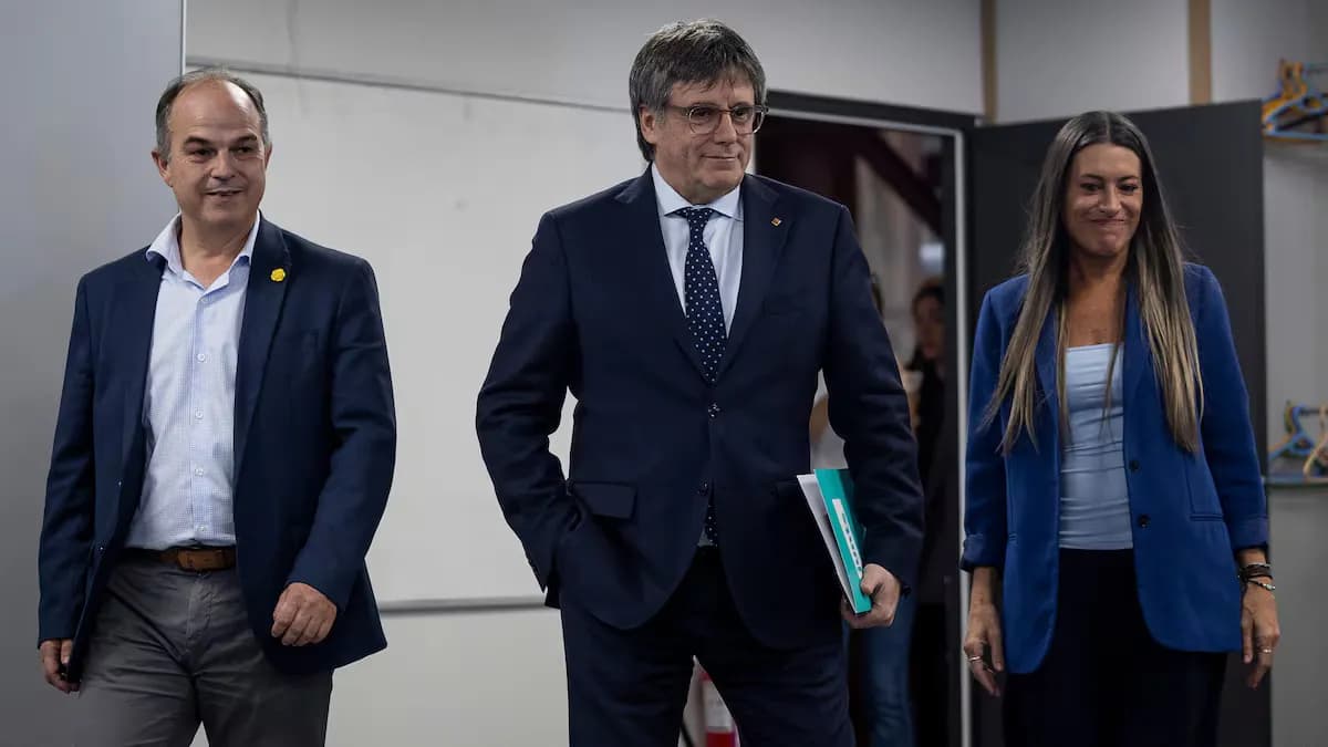 Карлес Пучдемон, глава партии Junts per Catalunya